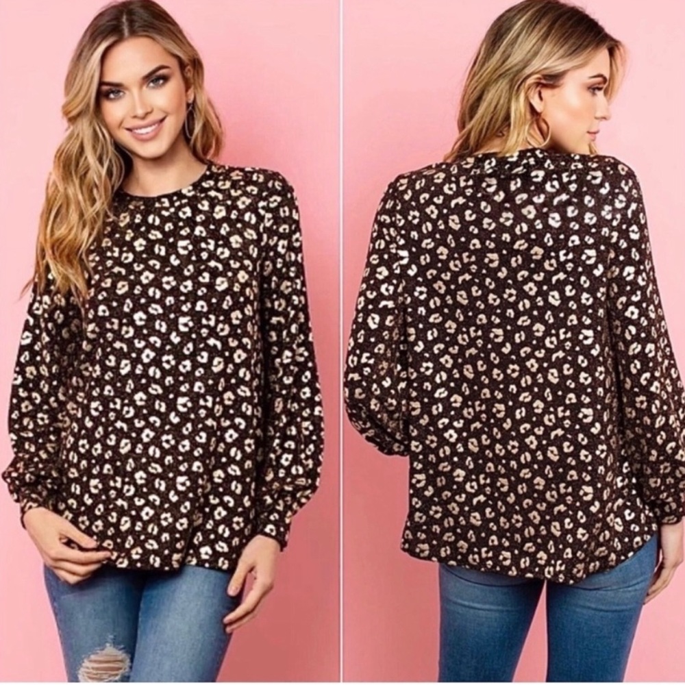 Gold foil leopard  print blouse. Gorgeous.
